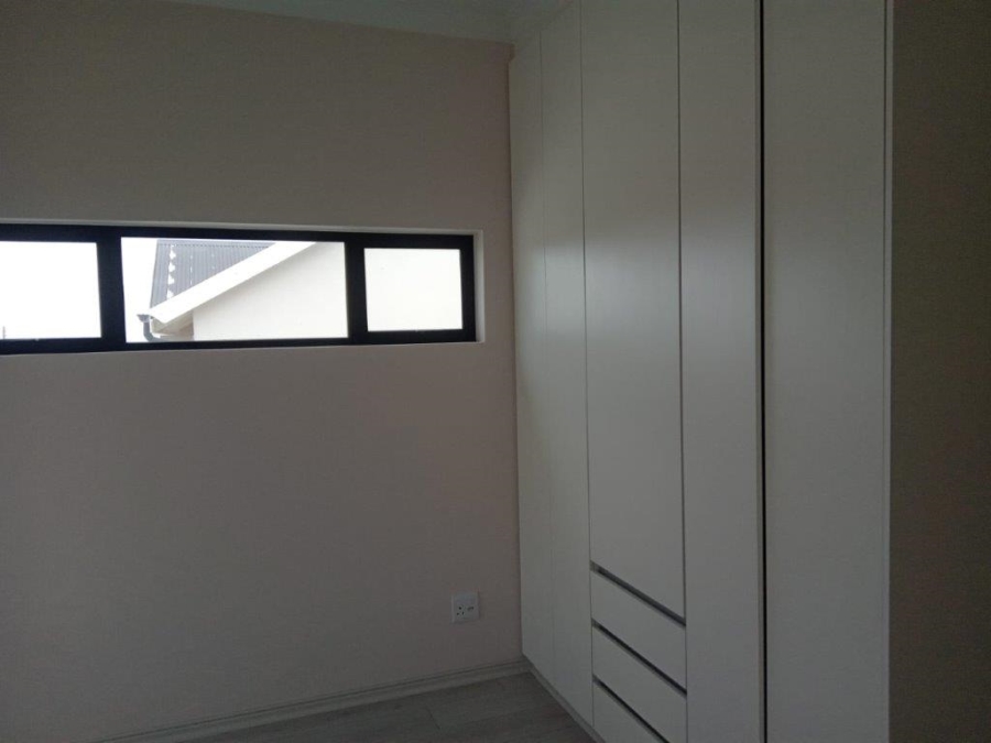 4 Bedroom Property for Sale in Wavecrest Eastern Cape